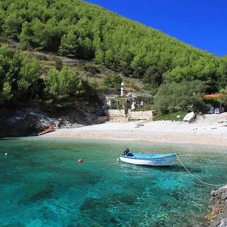 Secluded Fisherman's Cove Orlandusa, Korcula - 21104 Ferienhaus